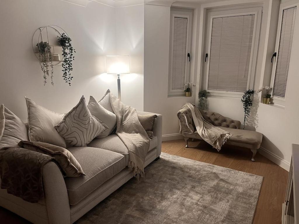 Gorgeous 2 Floor 3 Bed Apartment St Leonards-on-Sea Екстер'єр фото