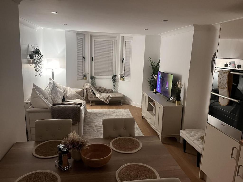 Gorgeous 2 Floor 3 Bed Apartment St Leonards-on-Sea Екстер'єр фото